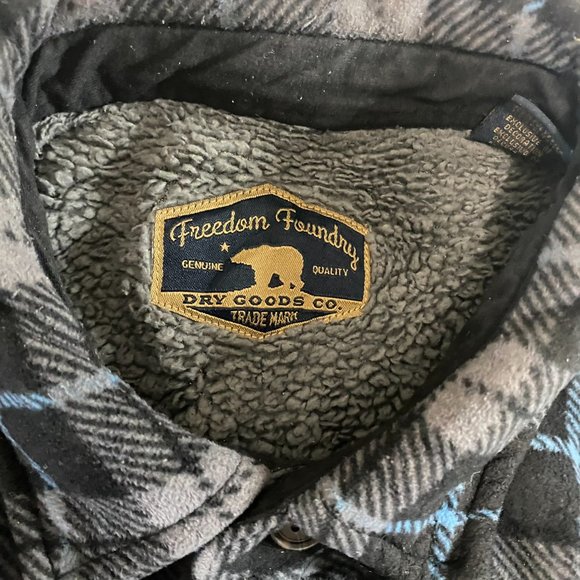Freedom Foundry Button Up Sherpa Lined Flannel Black Blue Lumber Jack Plaid L - Picture 4 of 9